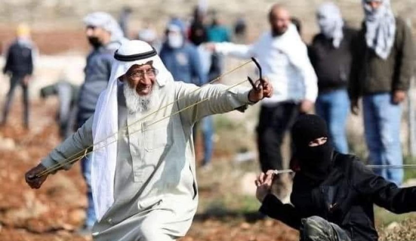 الاحتلال يعتقل شيخ الجبل شمال شرق رام الله