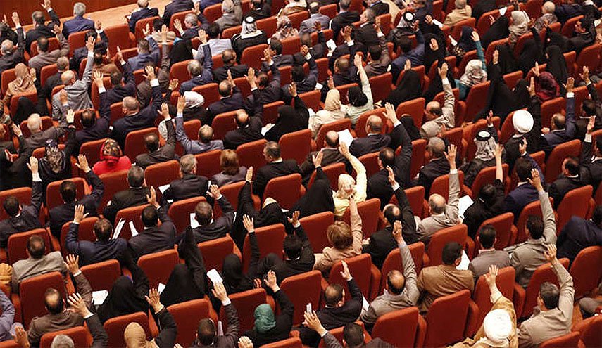 كتل عراقية ترفض تخصيصات مالية 'فائضة' و'مجحفة' في مشروع الموازنة