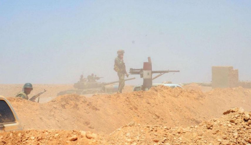 الجيش السوري يستأنف تمشيط البادية الشرقية
