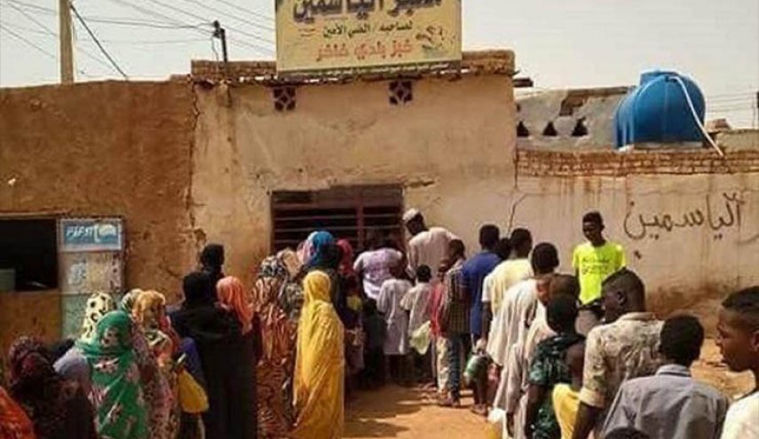 ندرة الطحين تثير أزمة خبز في السودان