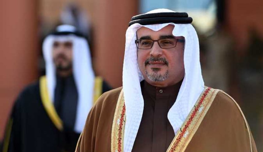 ولي العهد البحريني يلتقي قائد القيادة المركزية الأمريكية
