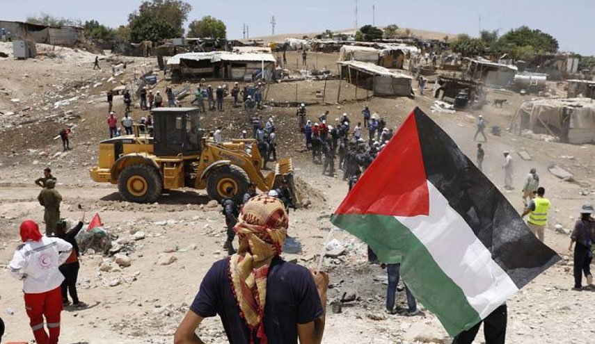 مواطنون يتصدون لاقتحام مستوطنين خان اللبن الشرقية