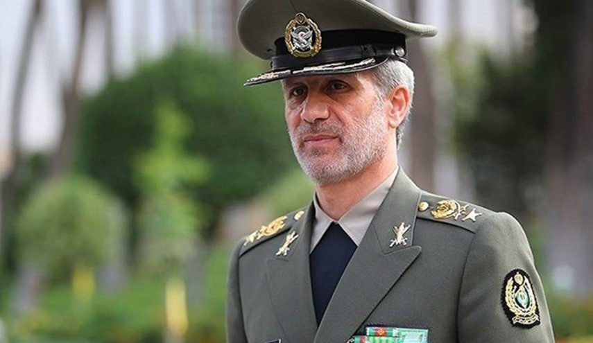 وزیر دفاع به هند سفر می‌کند