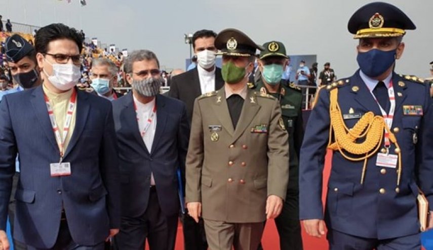 وزير الدفاع الايراني يزور معرض الهند الجوي 2021