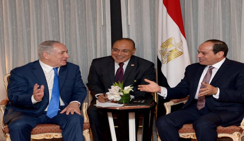 صورة السيسي مع نتنياهو التي أثارت ضجة