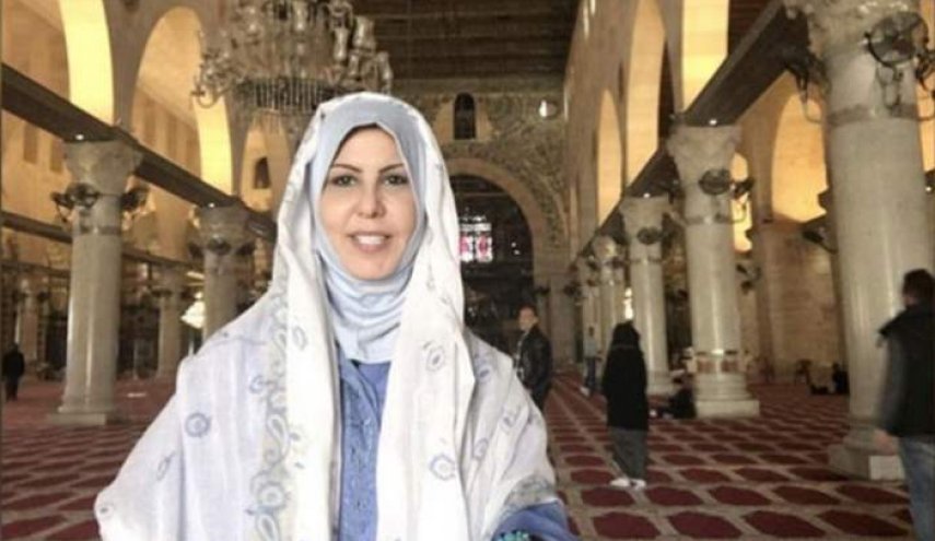 بعد الهجوم على المصريين بالكويت..تغريدة نارية لفجر السعيد 
