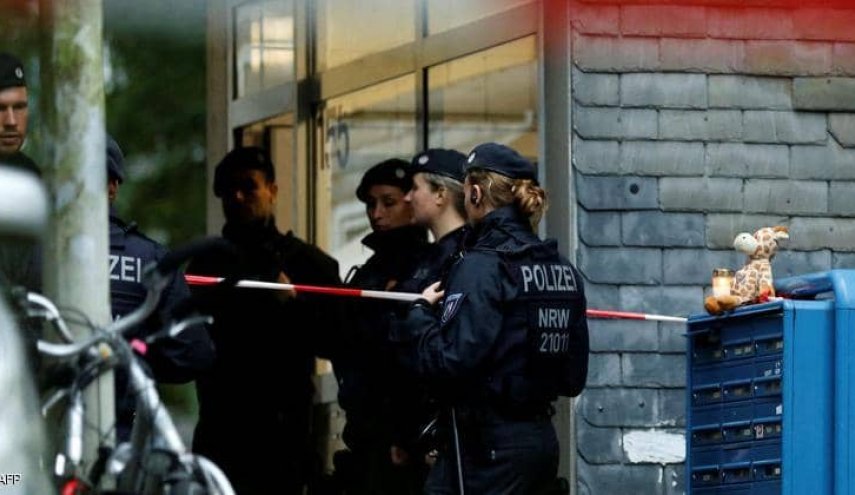 جريمة بشعة تهز ألمانيا.. قتل زوجته وحماته وطفليه!