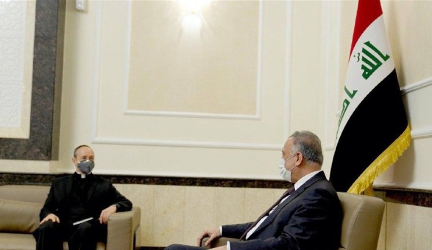الكاظمي لسفير الفاتيكان: زيارة البابا ستسهم بترسيخ الاستقرار
