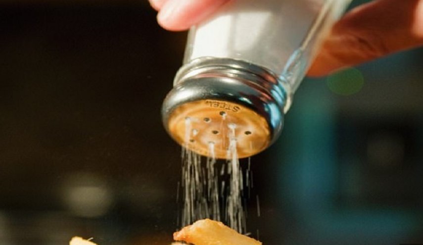 8 طرق سحرية لمعالجة الغذاء المالح بشكل زائد