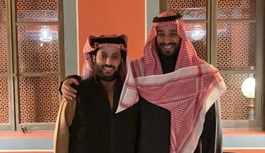 آل الشيخ متغزلا بابن سلمان بعد تقرير خاشقجي.. 'سيكتب اسمك بالذهب'!