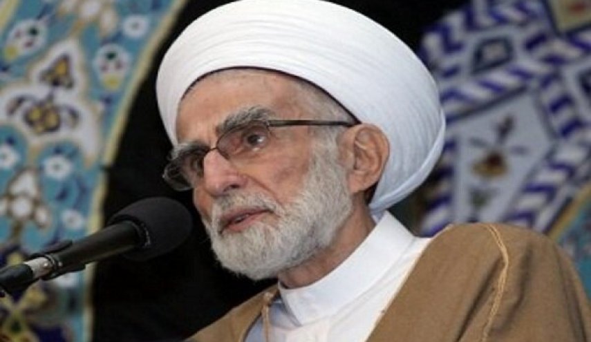 من هو المرحوم الشيخ أحمد الزين مناصر القضية الفلسطينية؟