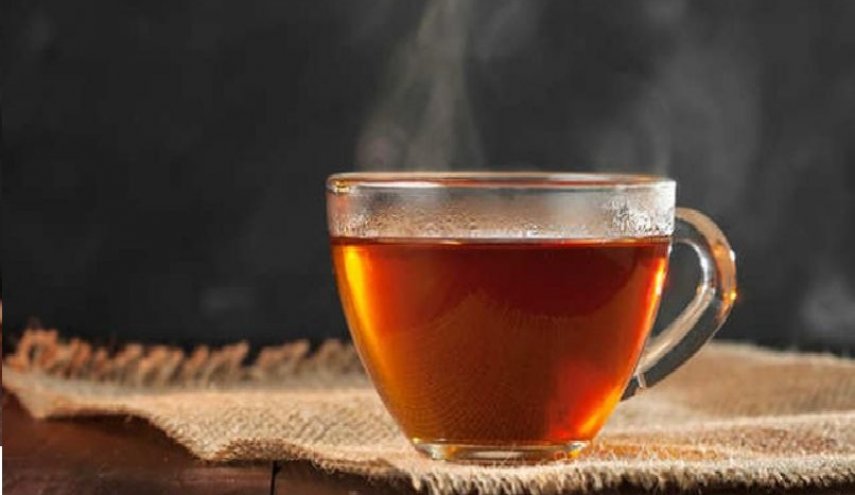 قطع أصابع زميله بسبب 