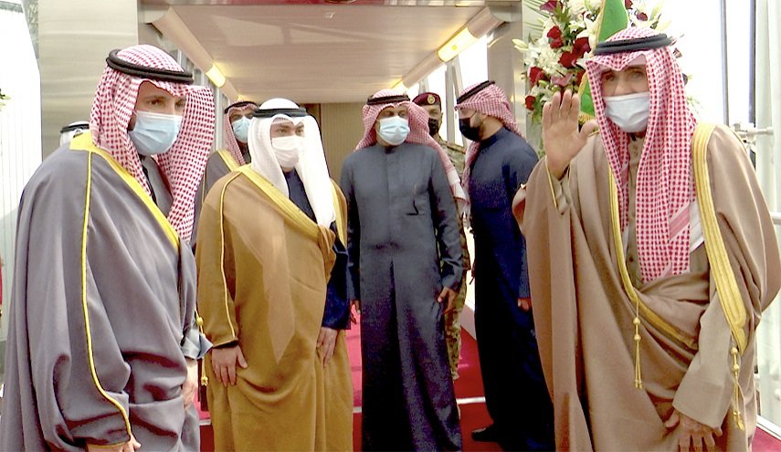 أمير الكويت إلى أميركا لإجراء 
