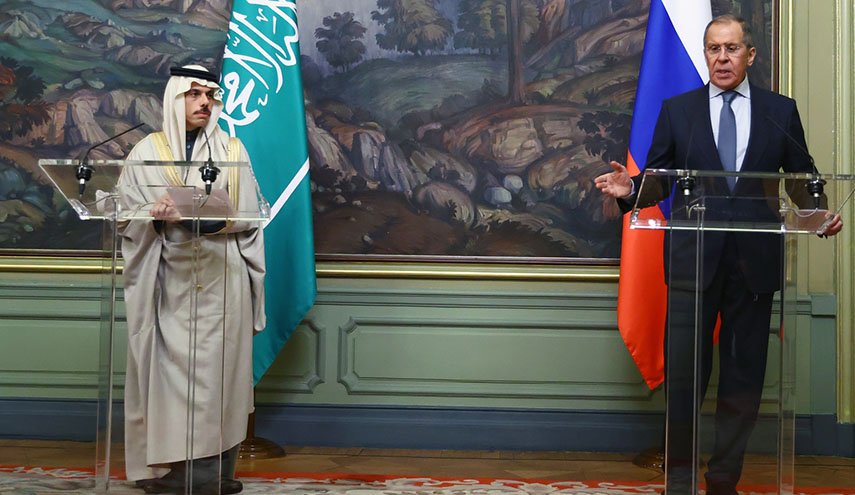 لافروف: الأولوية في اليمن هي وقف القتال وجلوس الأطراف حول طاولة الحوار