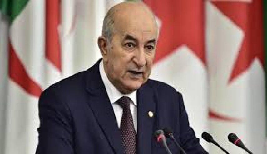 الرئيس الجزائري يجدد استعداد بلاده لمساعدة مالي 