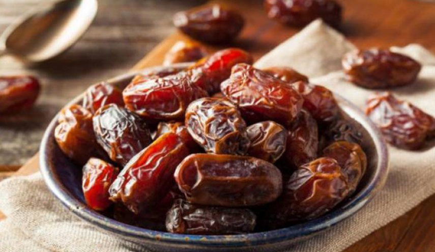 خبيرة تكشف عن فوائد التمر لعملية الهضم وعمل القلب