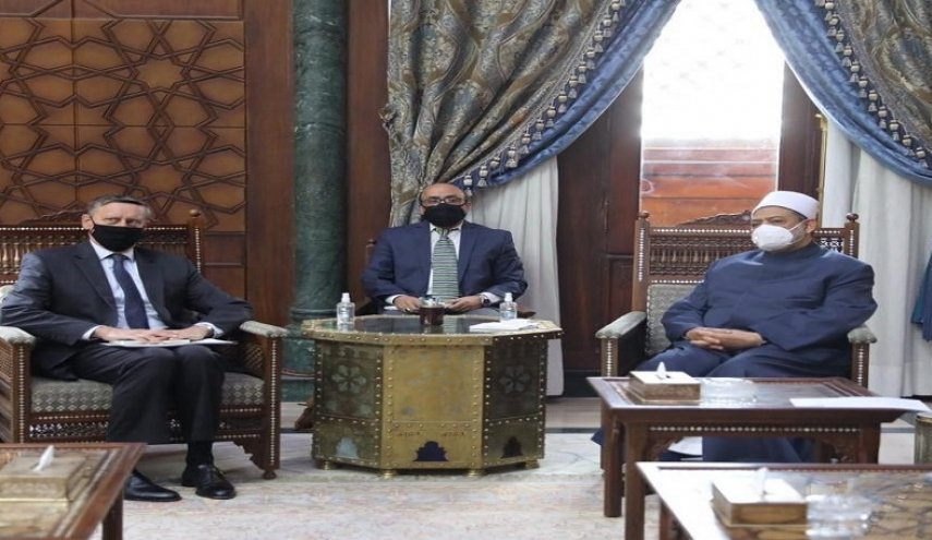 شيخ الأزهر: قلقون من تصاعد الأنشطة العدائية ضد المسلمين في الغرب