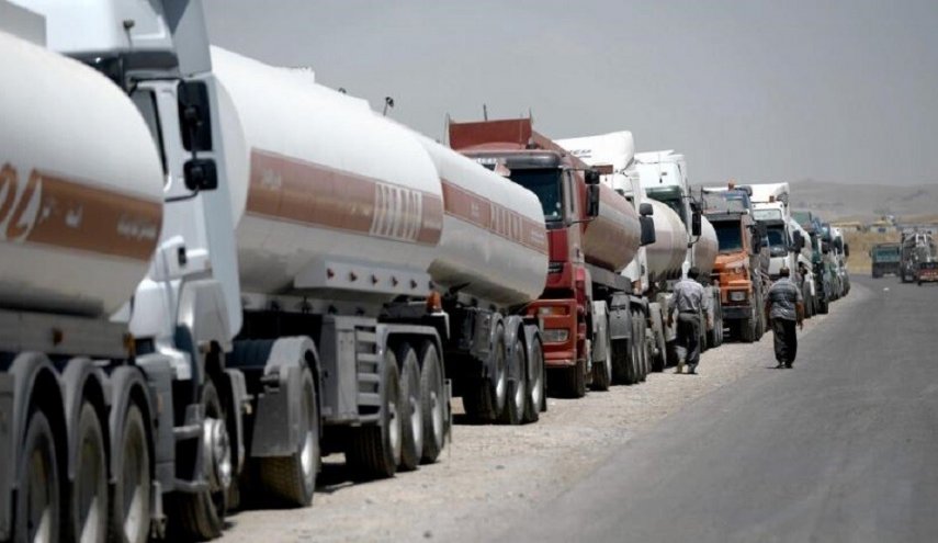 إيران ترسل صهاريج محملة بالبنزين كمساعدات للبنان عبر العراق
