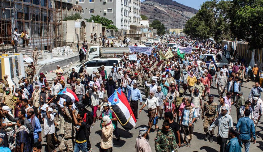 احتجاجات صاخبة في مناطق هادي والعدوان رفضا لغلاء الأسعار
