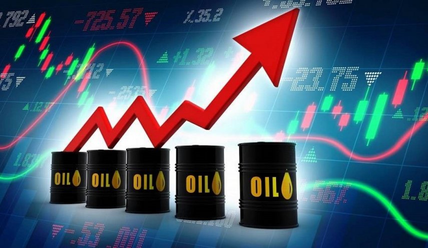 أسعار النفط تواصل ارتفاعها مع توقف الحركة بقناة السويس