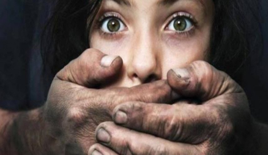 ما قصة تهريب 44 امرأة من دبي إلى سوريا؟