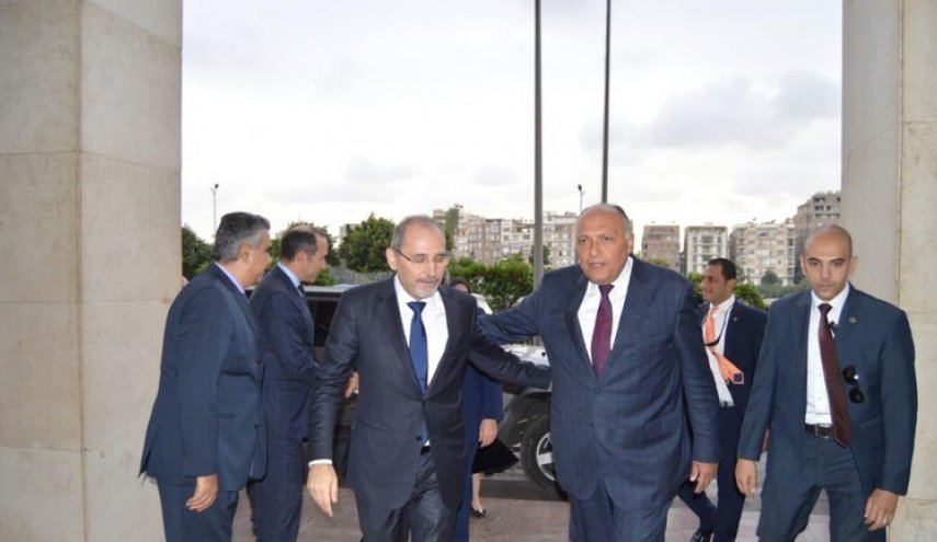 وزيرا خارجيتي مصر والأردن يزوران العراق الاثنين
