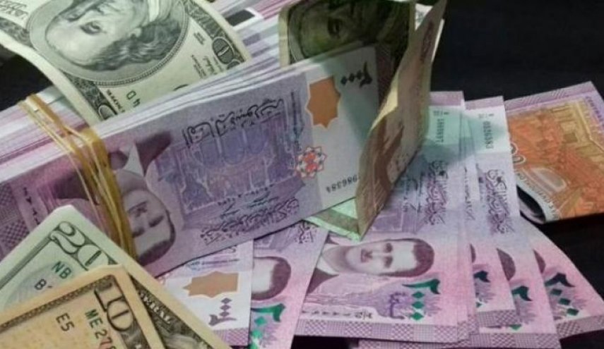 الدولارات تنهال على سوريا.. لكن لمن تذهب؟