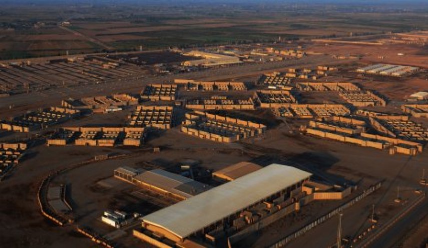 العراق.. سقوط صاروخين في السياج الخارجي لقاعدة بلد