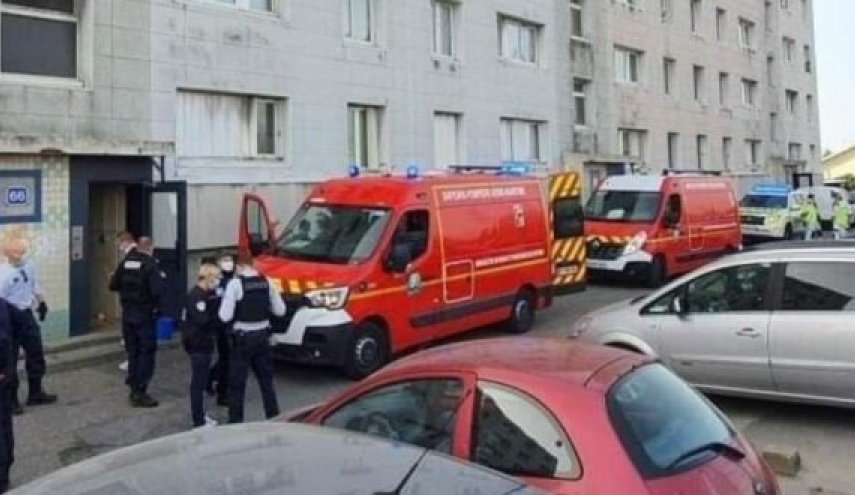 لاجئ سوري يقتل زوجته في فرنسا والسبب..!
