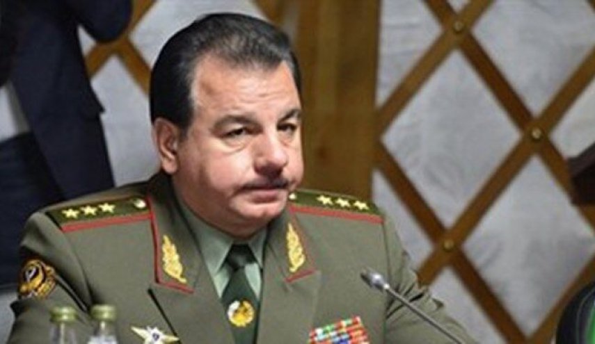 وزير الدفاع الطاجيكي في طهران