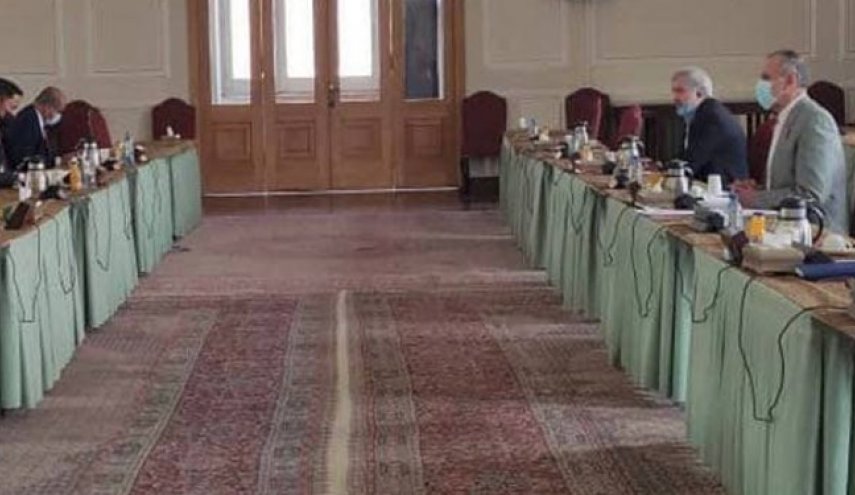 تأکید معاون ظریف بر رفع مشکلات بانکی و مالی تجار و ایرانی‌های مقیم مالزی