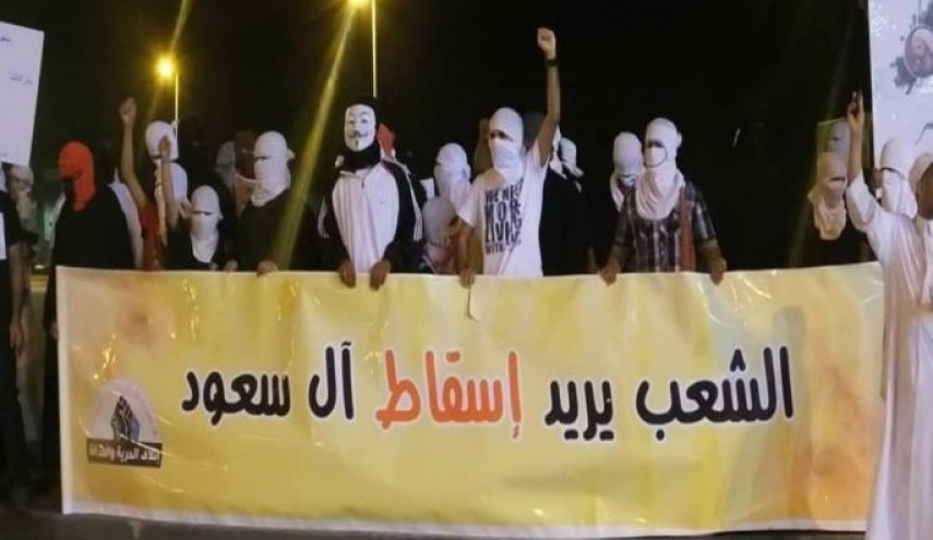 سعوديون يطالبون برحيل ابن سلمان ومحاكمته
