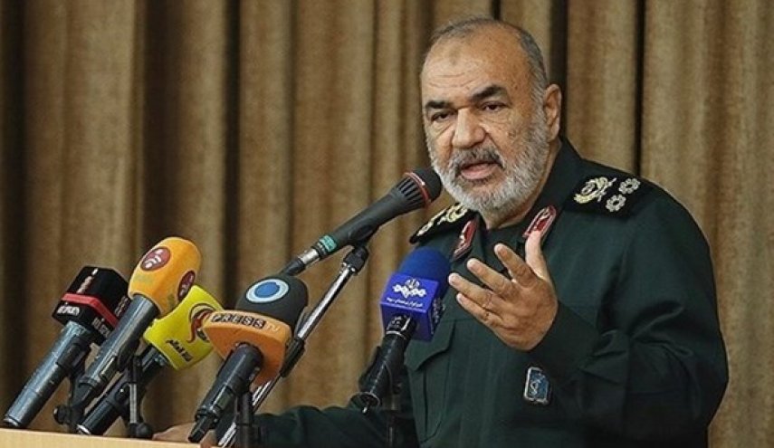 اللواء سلامي: قواتنا المسلحة جاهزة لمواجهة مؤامرات وتهديدات الاعداء