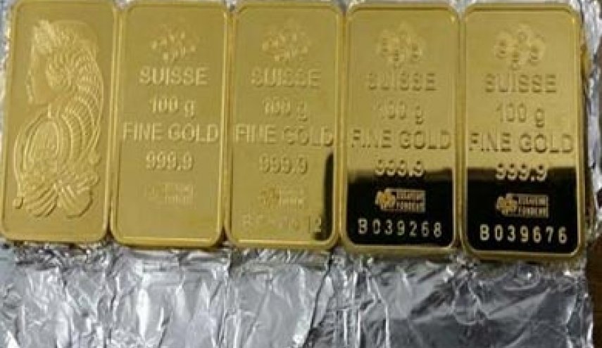 الهند تحقق بقضية تهريب ذهب بحقيبة تابعة لقنصلية الإمارات