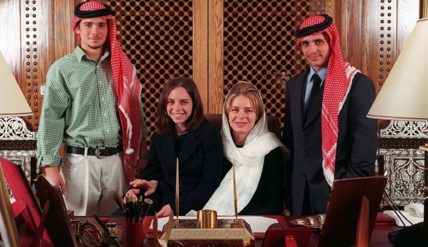 الاردنيون يطالبون بالكشف عن معلومات 