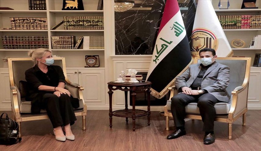 الأعرجي وبلاسخارت يبحثان حسم ملف مخيم الهول الحدودي مع سوريا