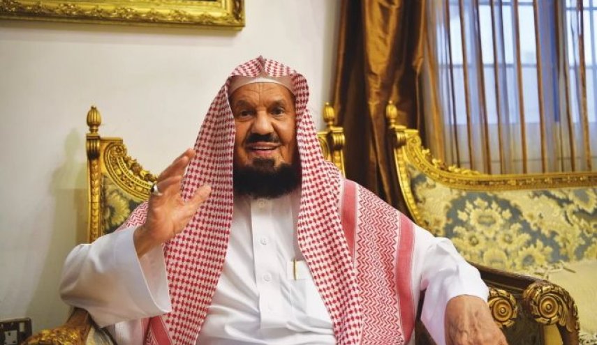 عضو هيئة كبار العلماء في السعودية يفتي بحرمة البيتكوين