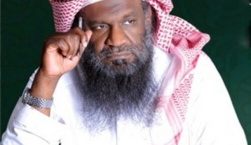 الداعية السعودي عادل الكلباني يصاب بفيروس كورونا رغم التطعيم باللقاح المضاد!