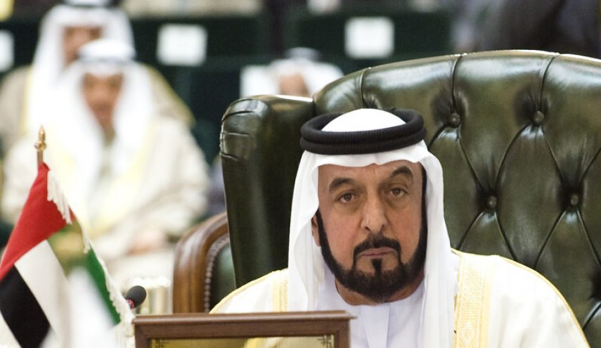 قادة الامارات يبعثون رسائل تهنئة إلى الرئيس الأسد