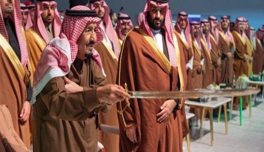 مصدر: بن سلمان يرفض طلب عوائل أمراء معتقلين بزيارتهم