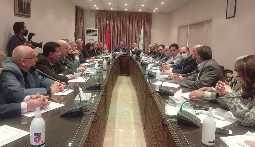 وزير سوري: لست أنا من أرفع سعر المحروقات بل أوقع القرار فقط