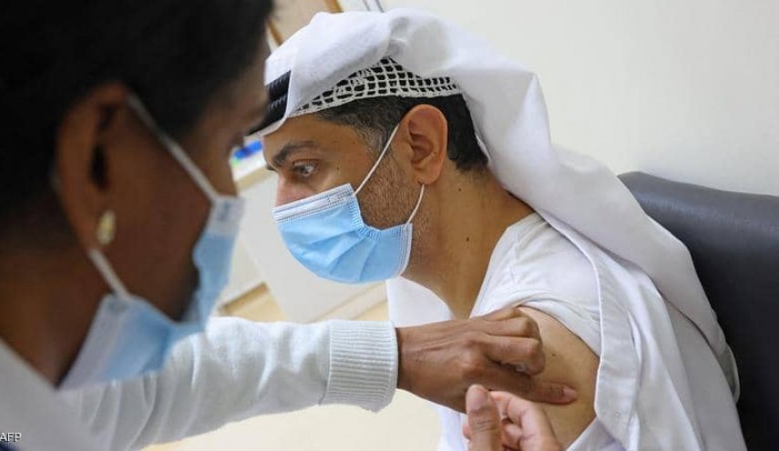 تشدید الإجراءات الوقائية مع من لم يتلقوا لقاح كورونا فی الامارات
