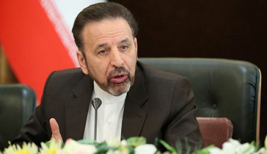 واعظي: أولوية الحكومة توفير اللقاح المطلوب من الخارج