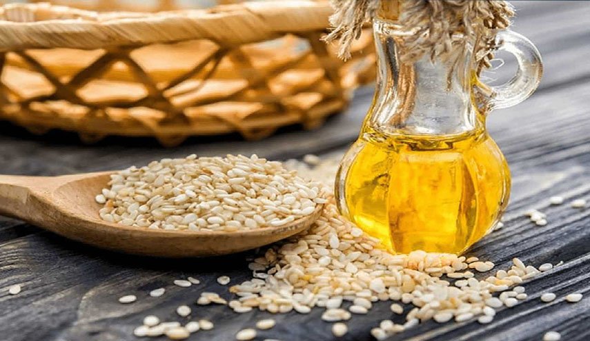 صديق العظام.. 6 فوائد غير متوقعة لزيت السمسم