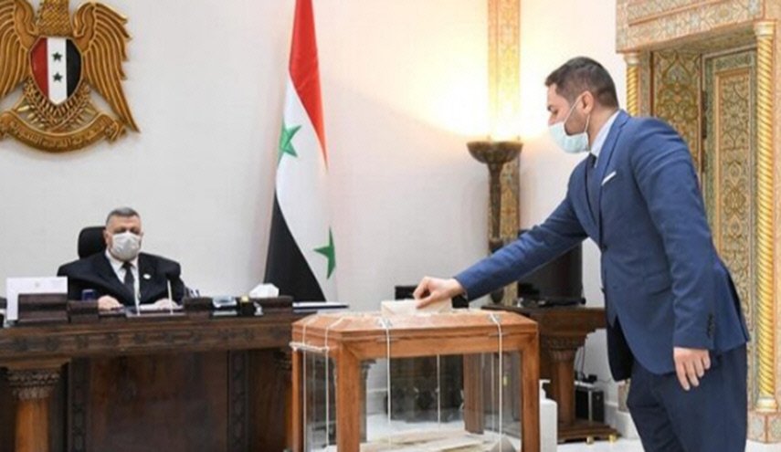 ثاني أعلى حصيلة يومية في أعداد طالبي الترشح للانتخابات السورية