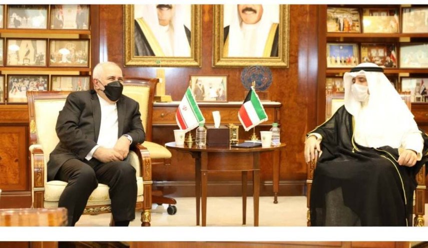 دیدار و گفت‌وگوی ظریف با همتای کویتی خود