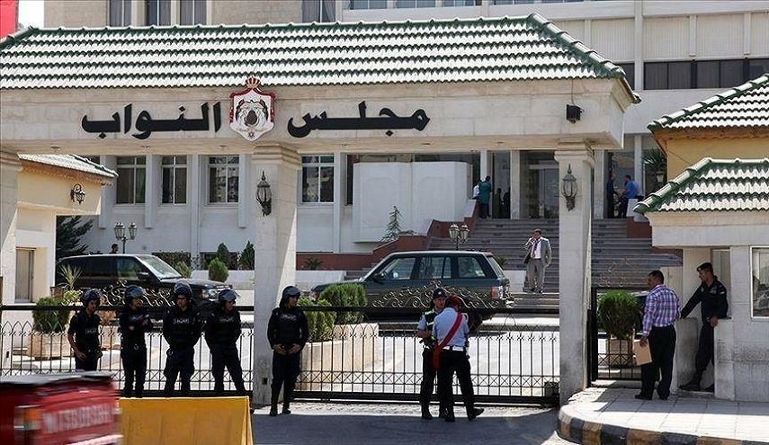حوارات مرتقبة تمهد رحيلا مبكرا للبرلمان الاردني