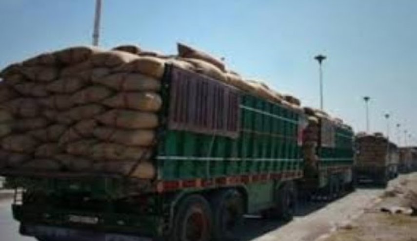 الإحتلال الامريكي يسرق مجددا النفط والغاز والحبوب السورية