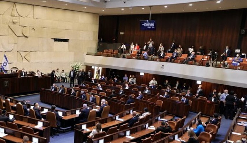 نائب صهيوني: لن نسمح بانتخابات في القدس ومن يهدد بالعمليات فليجهز القبور