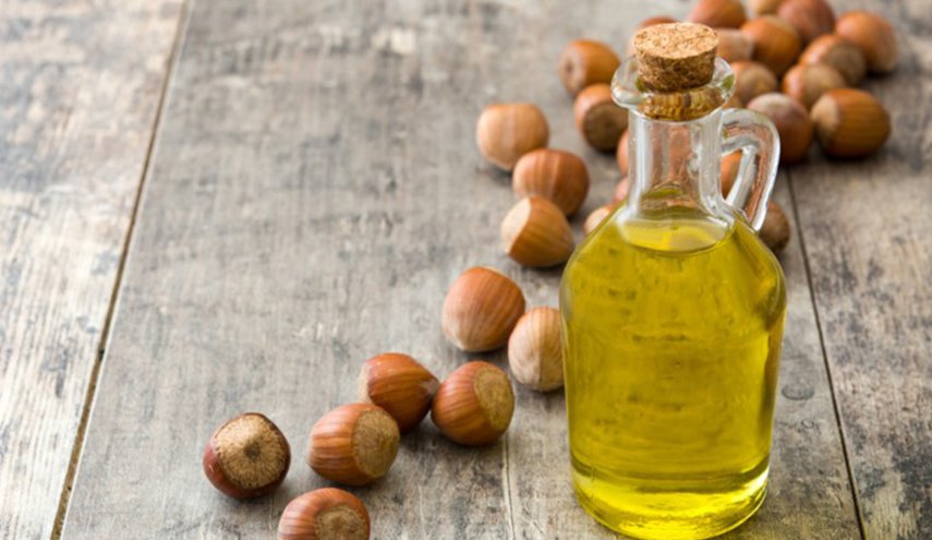 زيت البندق.. حل مثالي لمشاكل الشعر والبشرة

